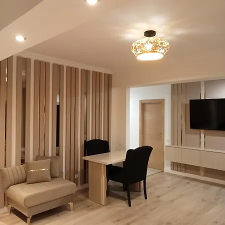 Elegant - Titan Park