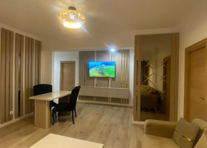 Elegant - Titan Park Апартаменты